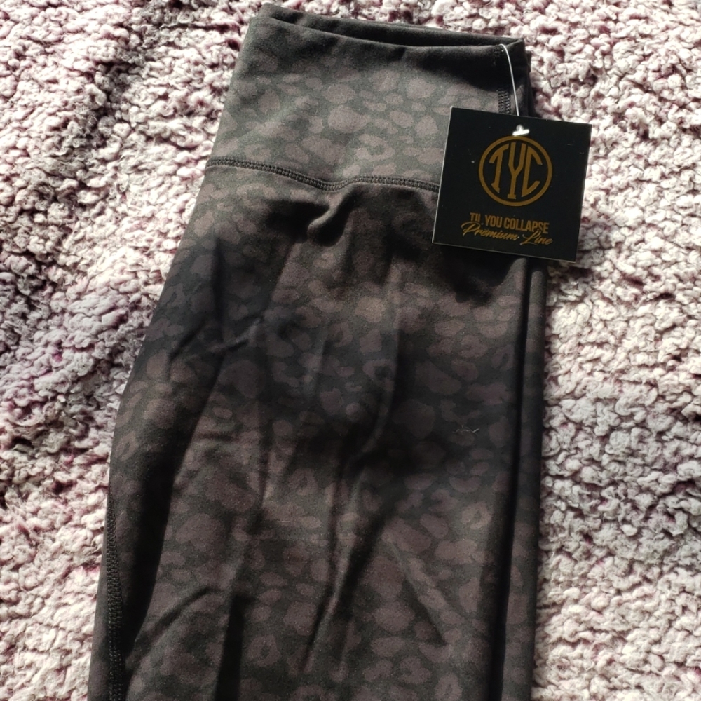 Til You Collapse Effortless leggings